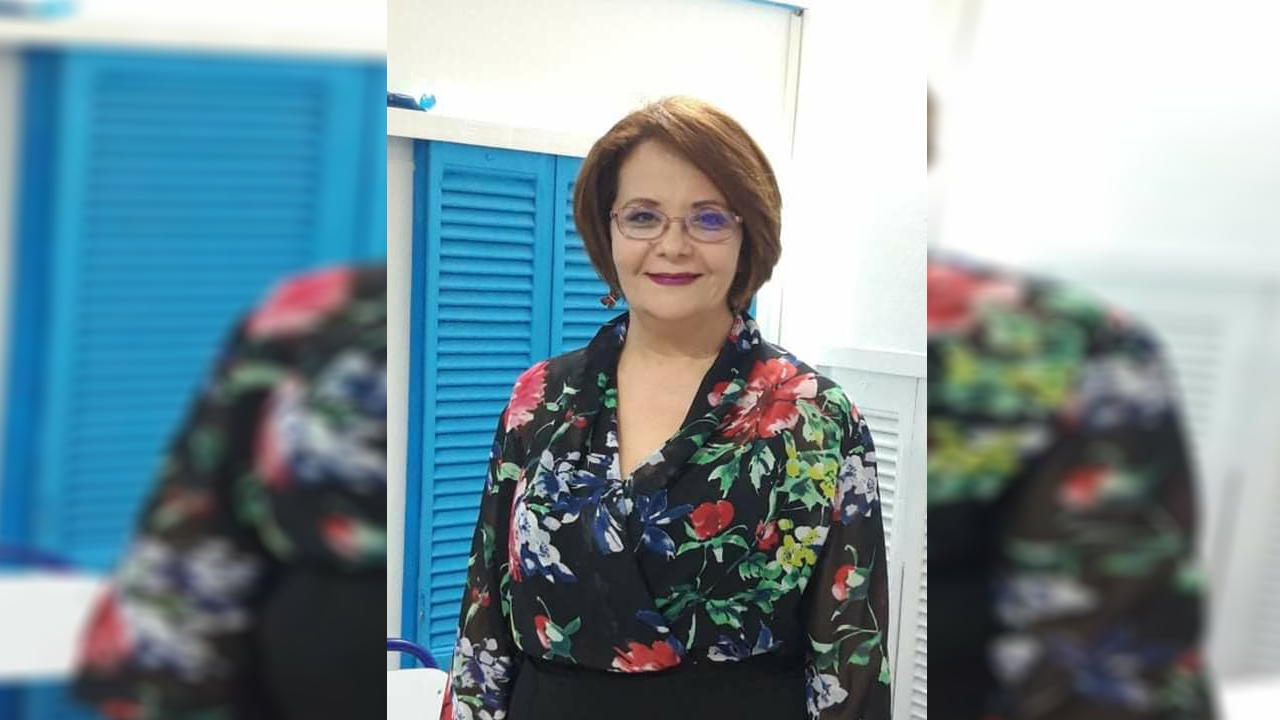 حديث الذكريات مع الفنانة سناء الخصايري: عدت الى الغناء بعد 43 سنة للمتعة الفنية .. والاحتراف لا يعنيني